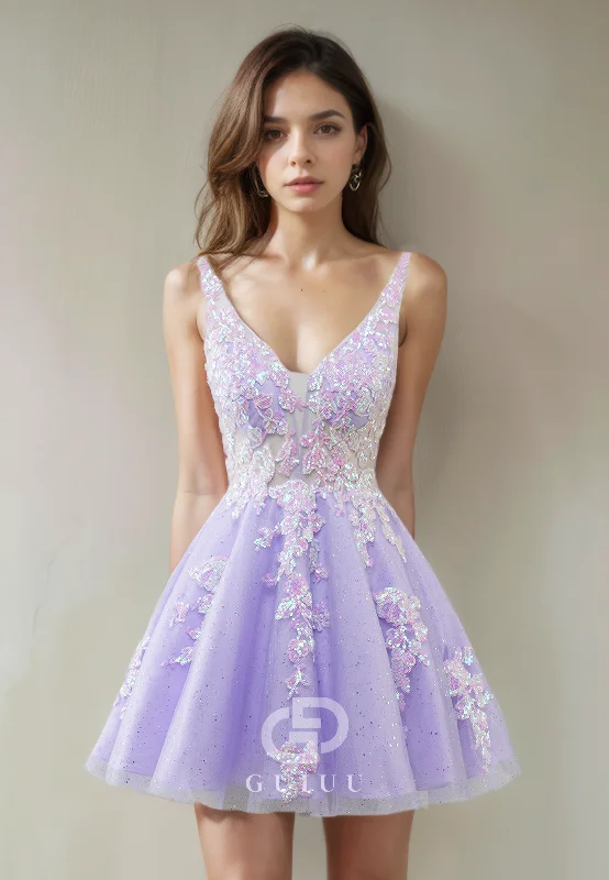 A-Line V Neck Straps Tulle Appliques Back Zipper Short Homecoming Dress