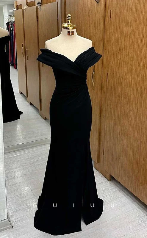 G4492 - Chic & Classic Mermaid Off-Shoulder Black Stain Ruched Long Prom Gown